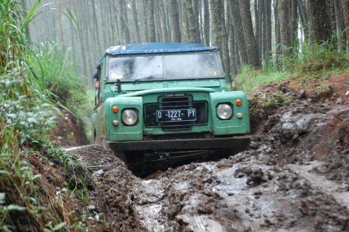 Offroad Adventure Cikole Lembang Bandung Dahsyat Gunung Putri